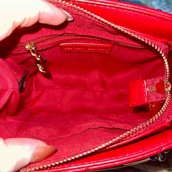 Badgley Mischka Mini Crossbody Tote Red Quilted Studs New With Tags - Picture 6 of 9